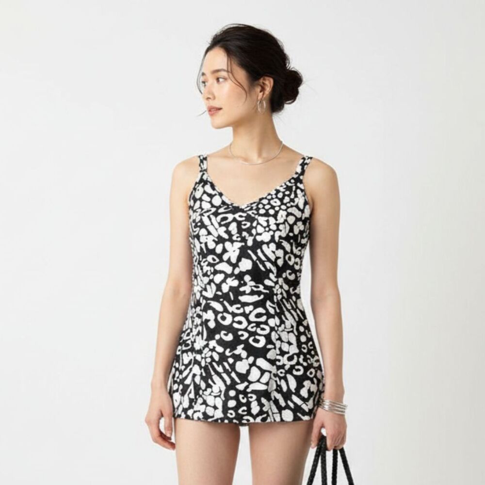 Miraclesuit Black & White Tankini Swim Bathingsuit Top 8